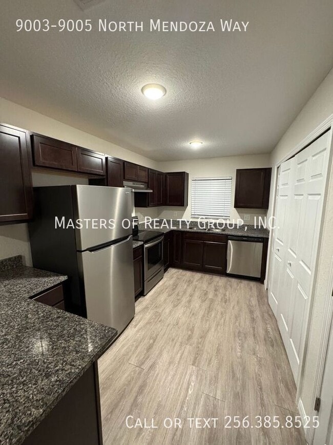 Photo - 9003-9005 North Mendoza Way- Apartamento