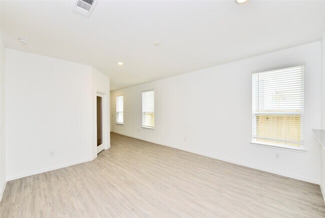 Photo - 26386 Cedar Sedge Dr