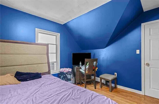 Photo - 123 Columbine Ave