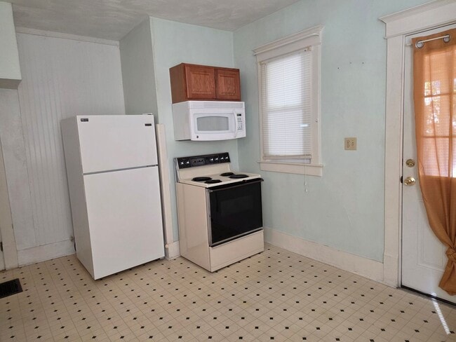 Photo - 202 East Walnut, Ashland Unit 202 East Walnut