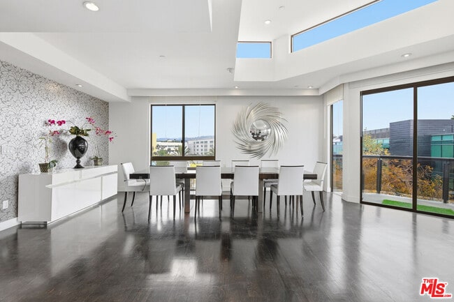 Photo - 121 Canon Dr Unit PH 401