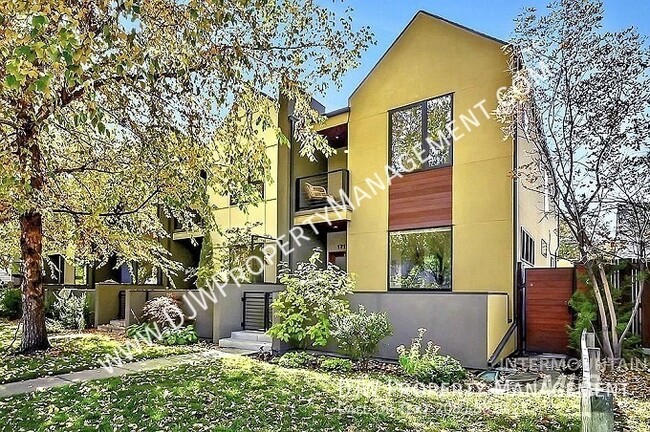 Photo - 1713 N 13th St Townhome