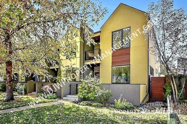 Building Photo - 1713 N 13th St Rental