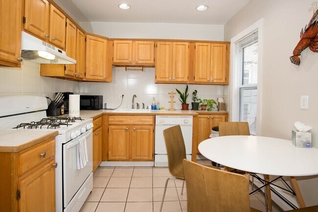 Photo - 1 Torpie St Unit 2