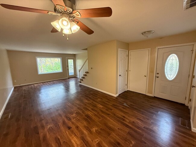 Photo - 5722 Bluebird Ct