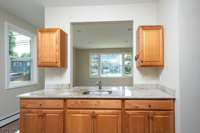 Photo - 214 Woodcliff Ave Unit 1