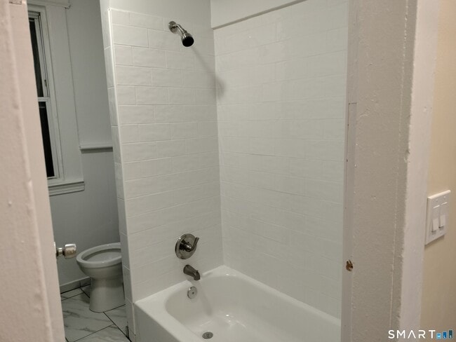 680 Dixwell Ave Unit 3