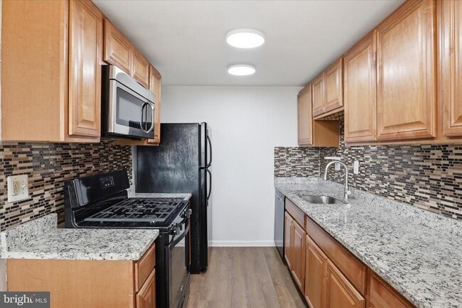 Photo - 4600 Duke St Unit 1123