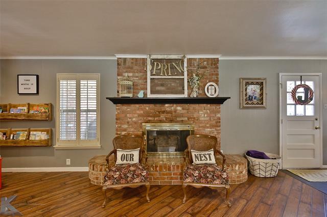 Photo - 2132 Sylvan Dr