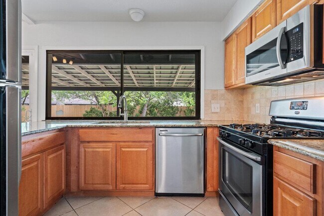 Photo - 405 Fort Drum Dr