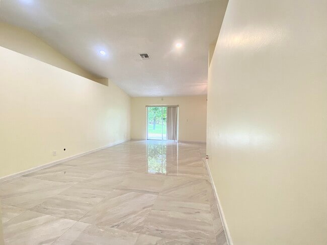 Photo - 5314 Blueberry Hill Ave