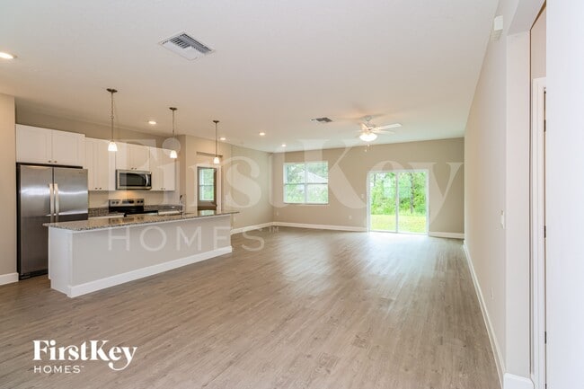 Photo - 1200 Cogan Dr