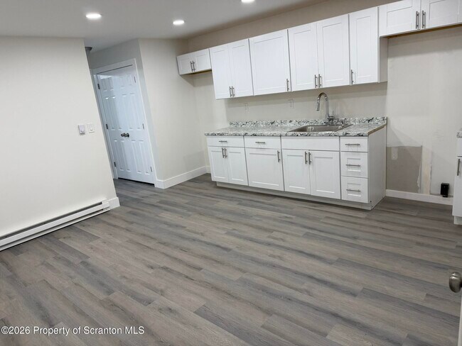 Photo - 1159 Luzerne St