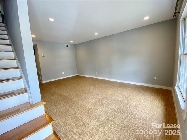 Photo - 3722 Park Rd