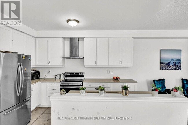 Photo - 31 Bushwood Trl