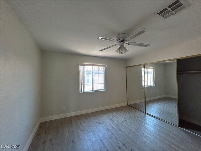 Building Photo - 8410 Eldora Ave Unit 2037 Rental