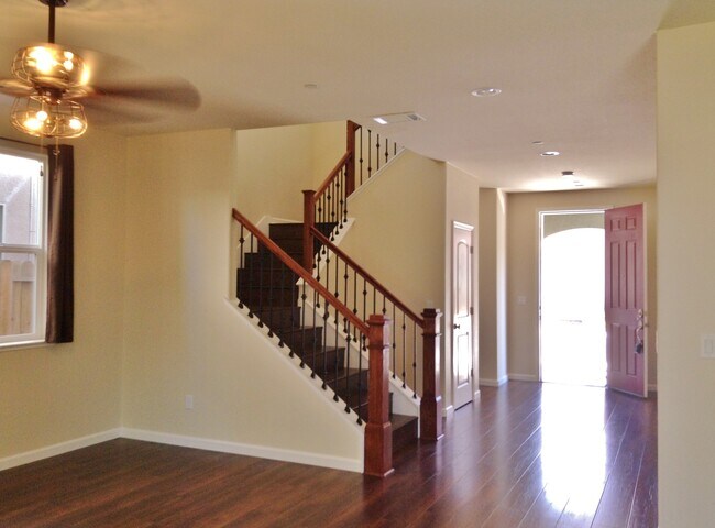 Photo - 251 Slate Ave