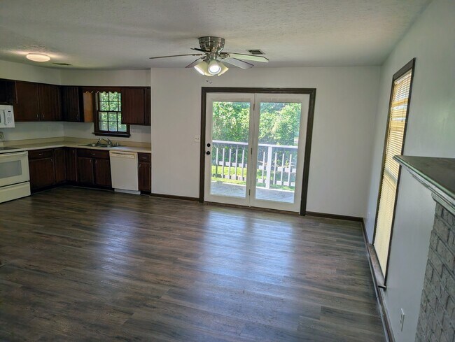 Photo - 707 Kentucky Ave