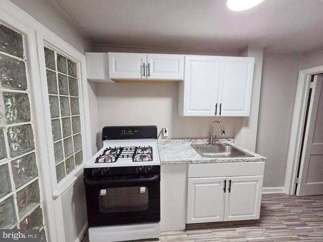 Photo - 6653 Perry Ave