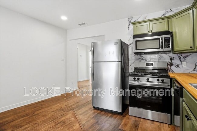 Photo - 410 McCarty St