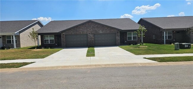 Building Photo - 527 NW 68th Ave Rental