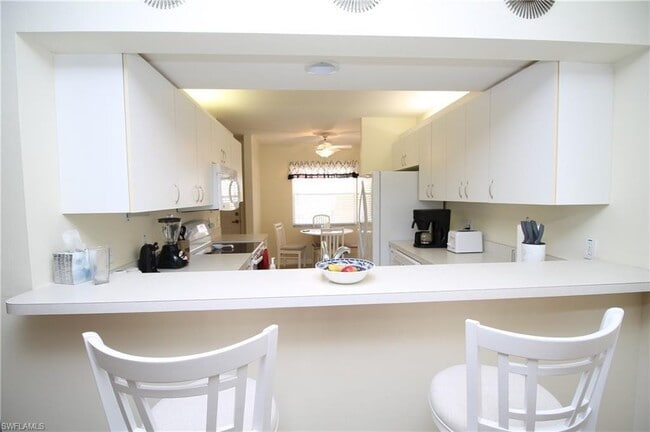 Photo - 273 Robin Hood Cir