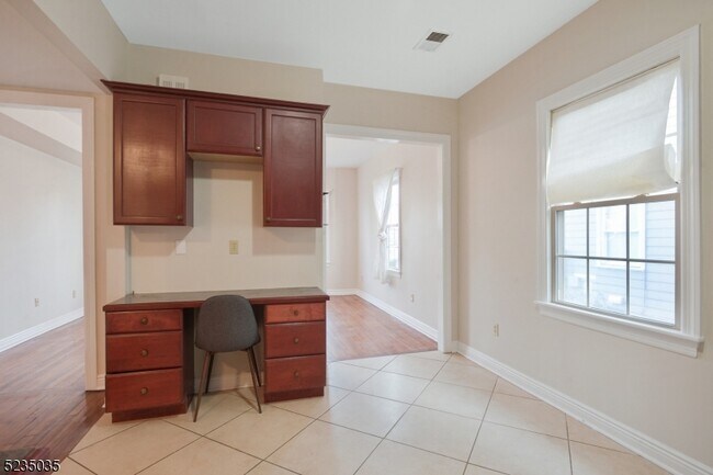 Photo - 20 Summit Ave