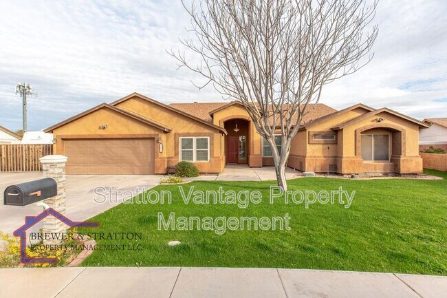 Photo - 2063 N Ashland House