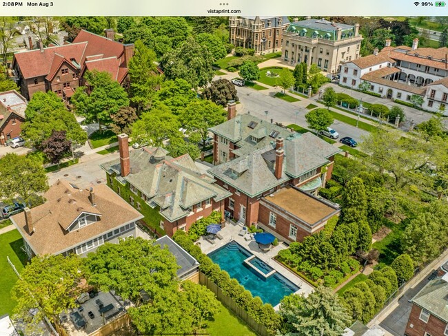 Photo - 2221 N Terrace Ave