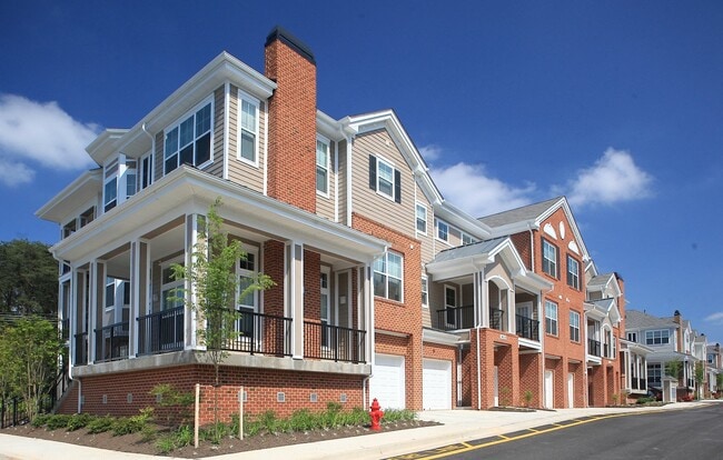 Building Photo - The Villas at Dorsey Ridge Rental