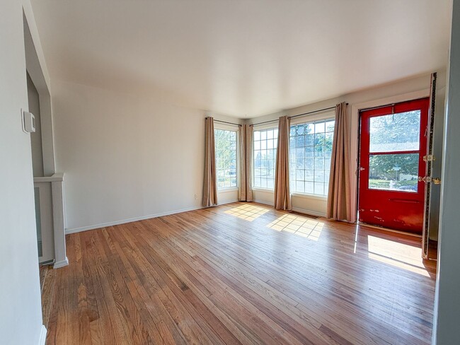 Photo - 6119 N Braeburn Dr