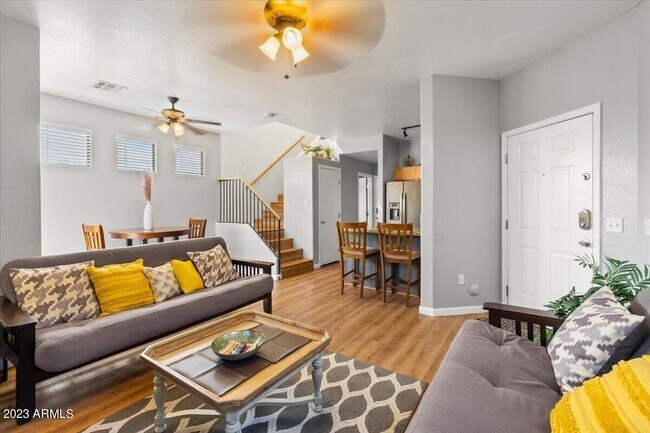 4066 E Melinda Ln