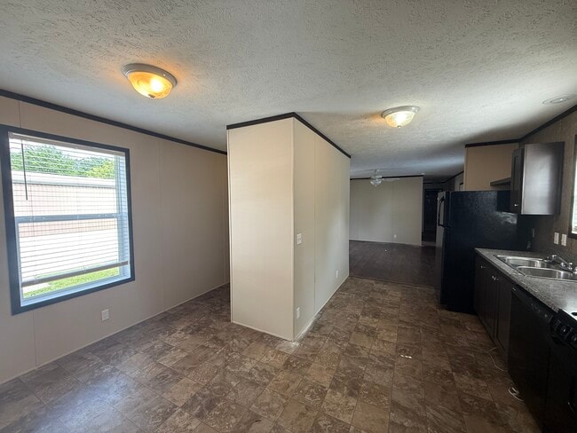 Photo - 3518 Wayside Terrace