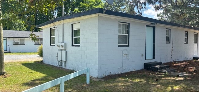 Photo - 1110 Charlie Dr