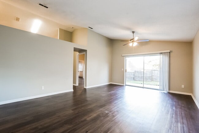 Photo - 15 S Cervidae Dr