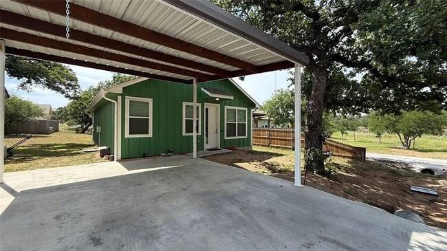 Photo - 2415 Ridgeview Dr