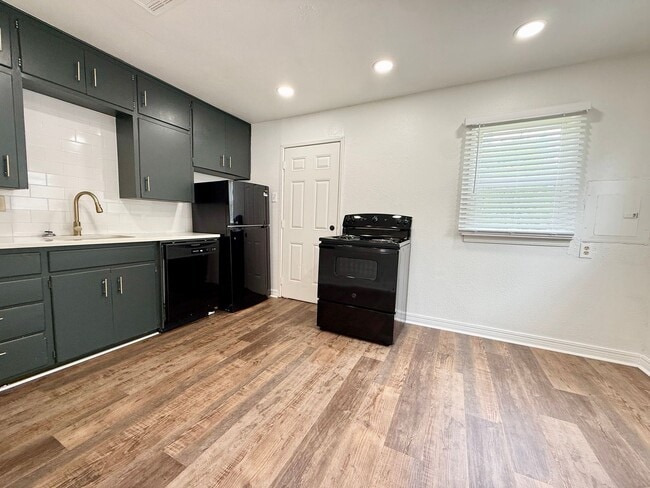 Photo - Cute Remodel