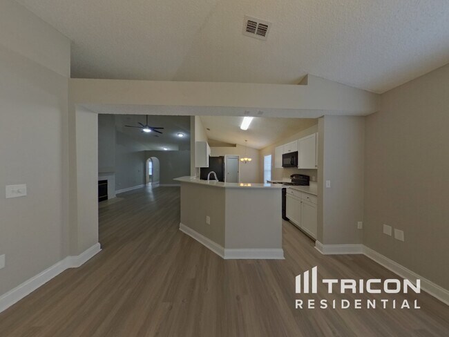 Photo - 1656 Dartmouth Dr