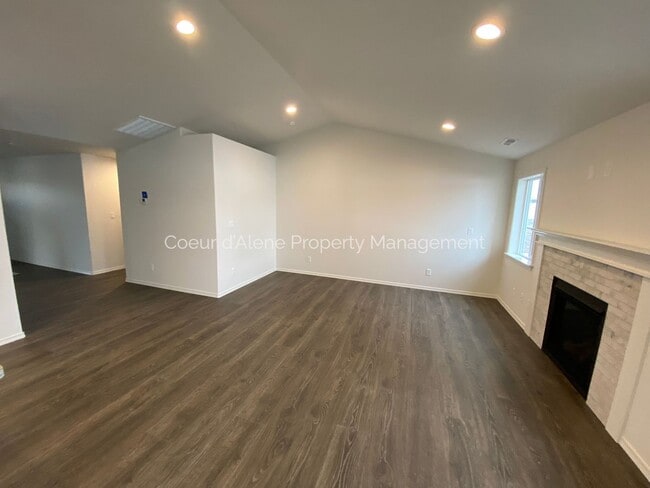 Photo - 3 bed house in Brookshire subdivision!