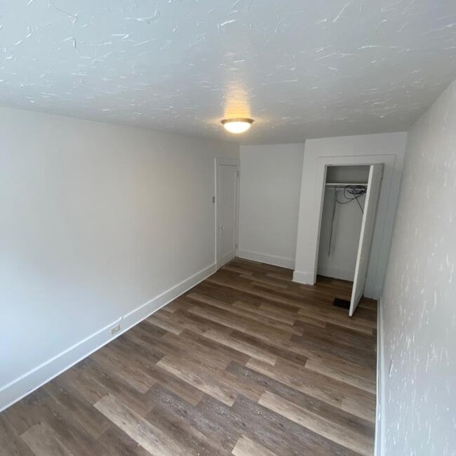 Photo - 1611 Lynn Ave