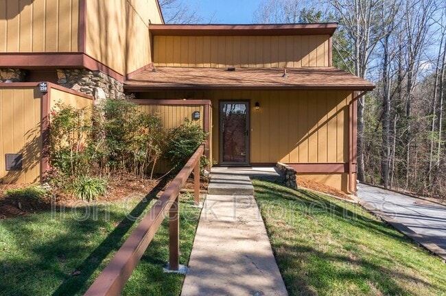 Photo - 137 Colony Dr