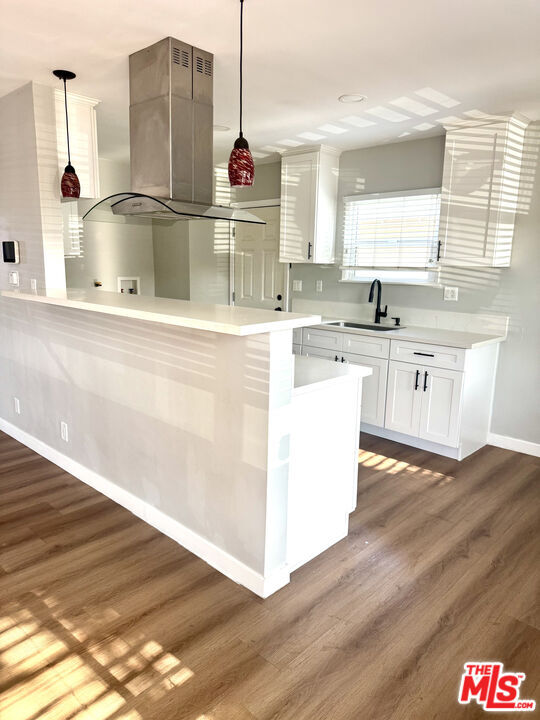 Photo - 6518 Pickering Ave