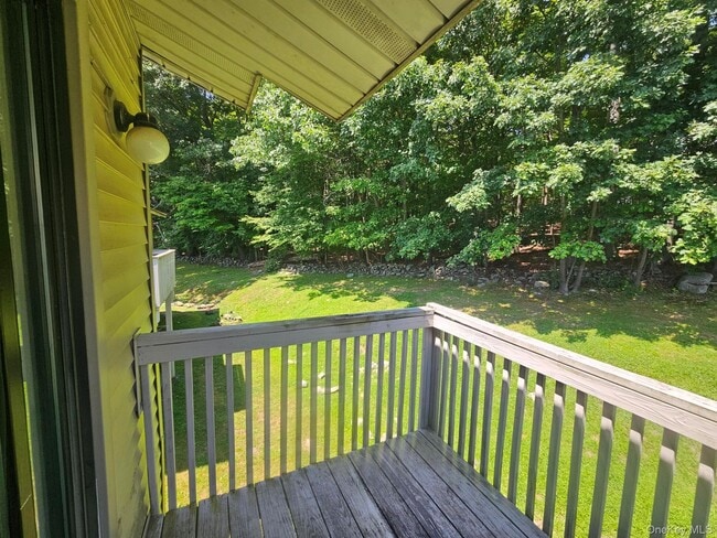 Photo - 248 Concord Ln