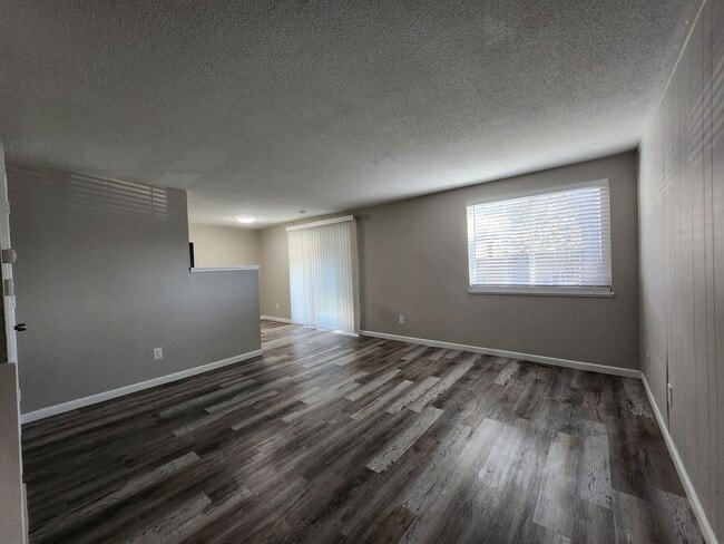 Photo - 1626 S Cascade Ave Unidad A