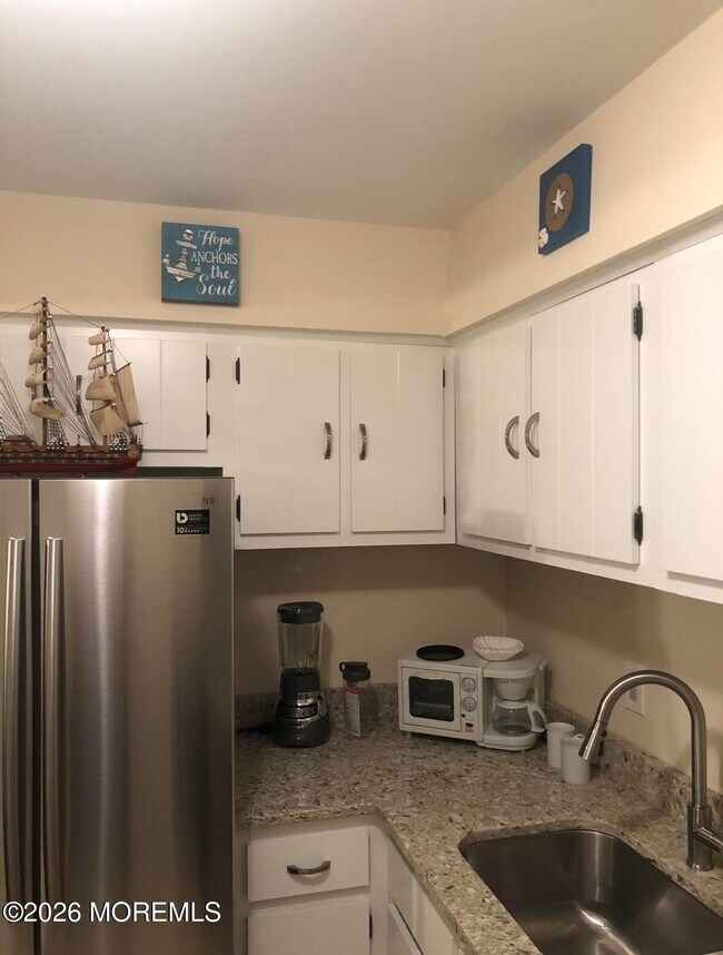 Photo - 1382 Ocean Ave Unit 19B