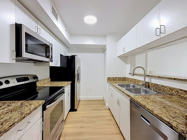 Building Photo - Super Cozy 2 bedroom in Desirable Neighborhood in coconut creek