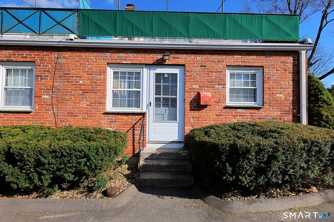 Building Photo - 44 Garden St Unit 7