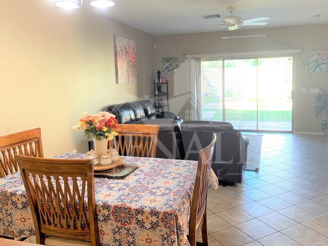 Photo - 706 N Tangerine Dr