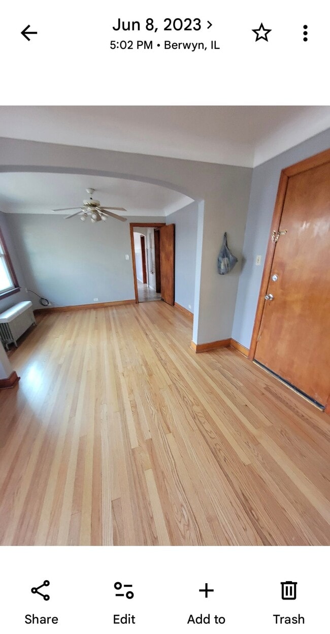Photo - 2536 Ridgeland Ave Unit 2
