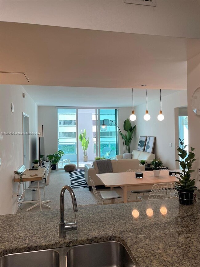 Photo - 951 Brickell Ave Condominio